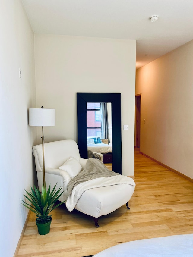 270 4th St E Unit 402, Saint Paul, MN 55101 - sitting room with light wood-type flooring and baseboards