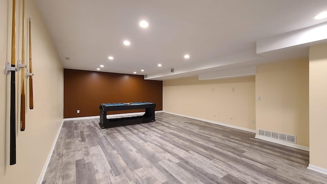 2714 Colleen St NE, Rochester, MN 55906 - playroom featuring wood finished floors, recessed lighting, and baseboards