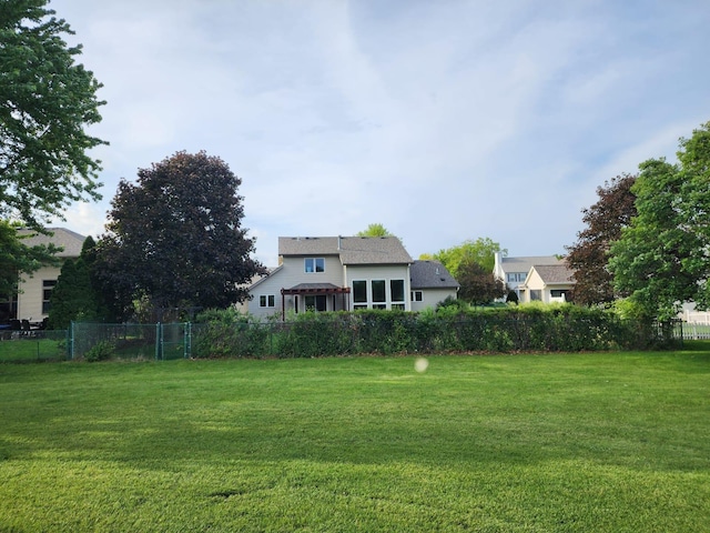2714 Colleen St NE, Rochester, MN 55906 - view of yard