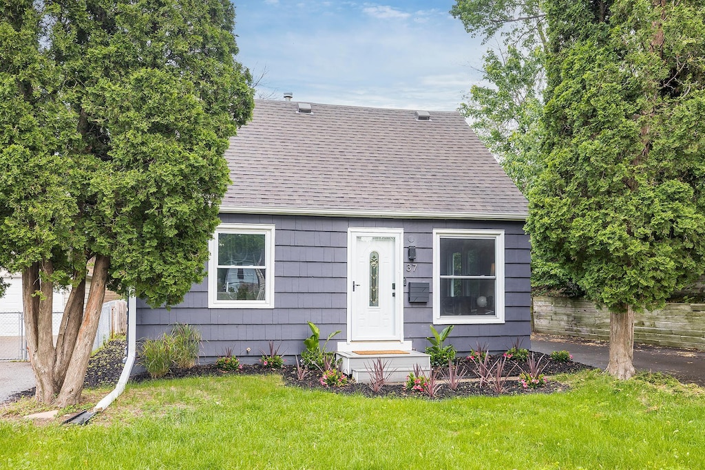 37 Harrison Ave S, Hopkins, MN 55343 - photo 1