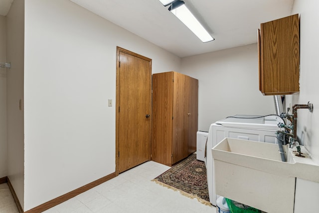 10791 3rd Street Pl N, Lake Elmo, MN 55042 - laundry area with cabinet space