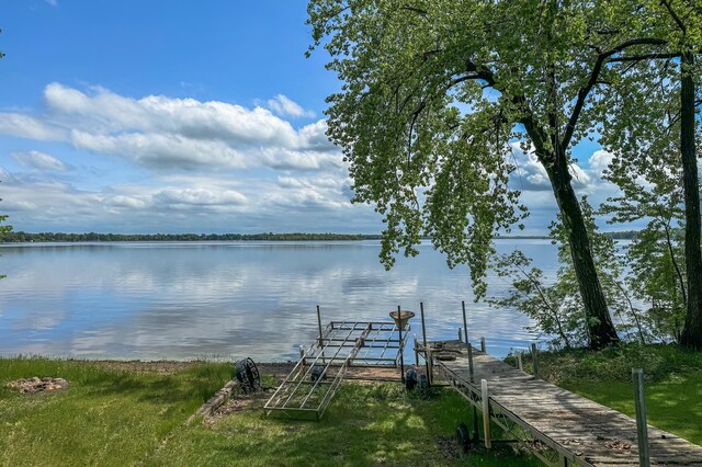 dock featuring a water view