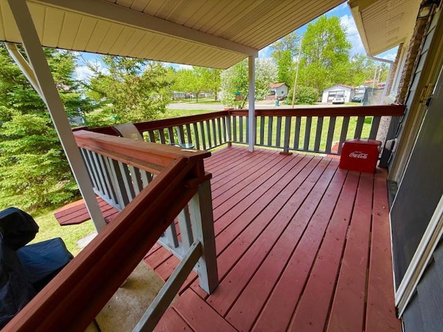 725 8th St NE, Staples, MN 56479 - view of wooden deck