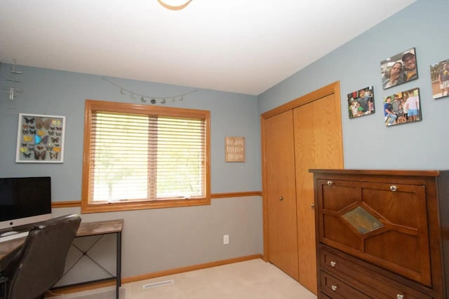 124 Waynesborough Way, Mankato, MN 56001 - carpeted office space featuring baseboards