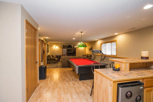 124 Waynesborough Way, Mankato, MN 56001 - rec room featuring light wood-type flooring, recessed lighting, and billiards table