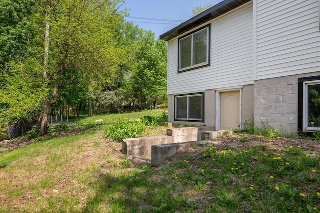 3633 Robinwood Ter, Minnetonka, MN 55305 - view of yard