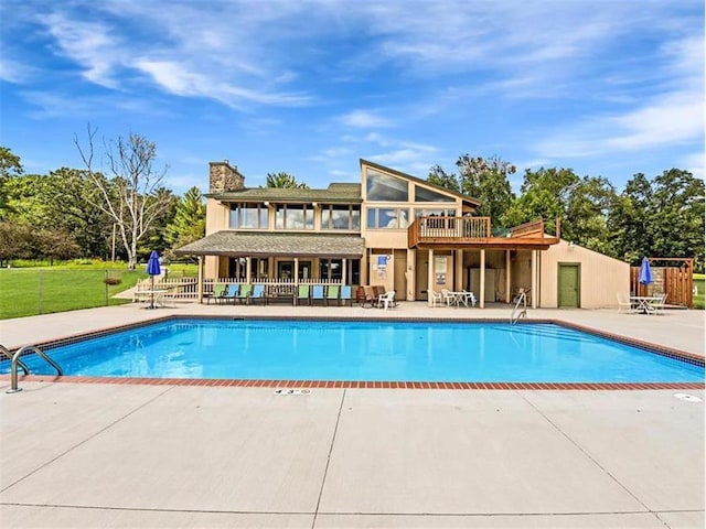 28435 392nd St, Browerville, MN 56438 - community pool with a patio and fence