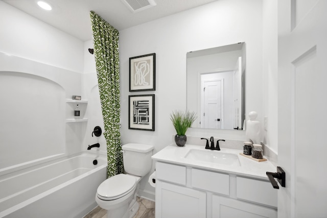 7869 41st St N, Oakdale, MN 55128 - full bath featuring vanity and shower / bath combination with curtain