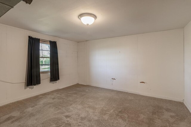 468 Washington St, Le Center, MN 56057 - spare room with carpet and baseboards