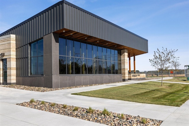 8852 Jorgensen Ave S, Cottage Grove, MN 55016 - view of building exterior