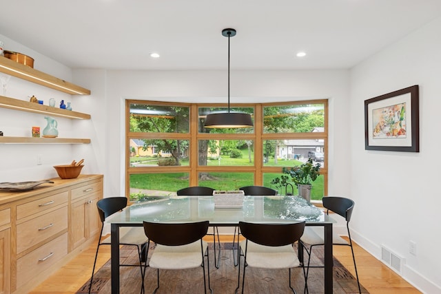 124 Paisley Ln, Golden Valley, MN 55422 - dining room featuring light wood-style floors, recessed lighting, and baseboards
