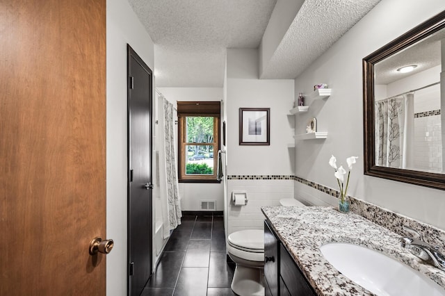 9030 Kell Cir, Bloomington, MN 55437 - photo 23