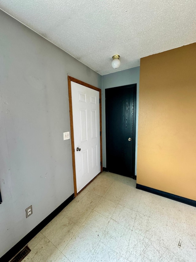 608 Garfield St SE, Warroad, MN 56763 - photo 16