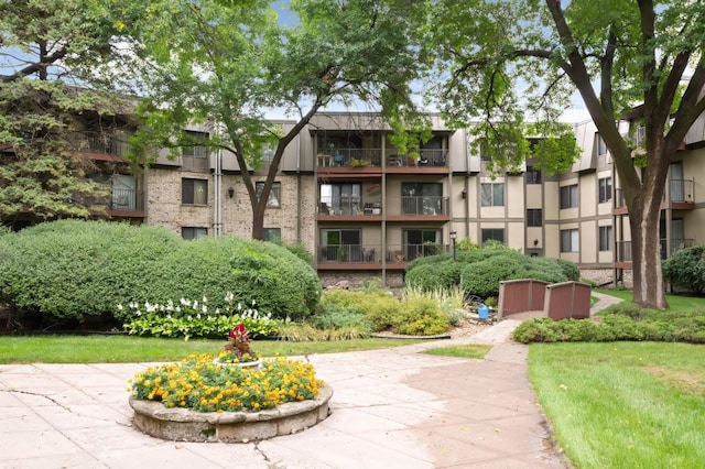2200 Nevada Ave S Unit 313, Saint Louis Park, MN 55426 - view of property's community