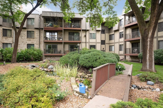 2200 Nevada Ave S Unit 313, Saint Louis Park, MN 55426 - view of apartment building / complex