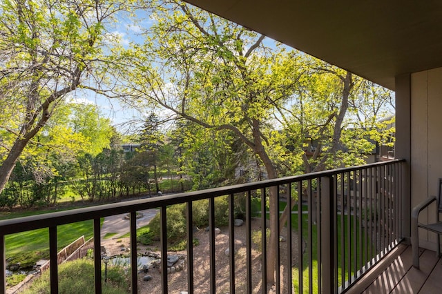 2200 Nevada Ave S Unit 313, Saint Louis Park, MN 55426 - view of balcony