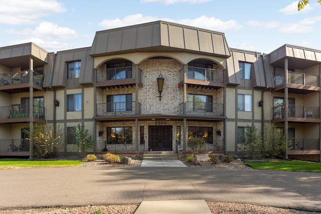 2200 Nevada Ave S Unit 313, Saint Louis Park, MN 55426 - view of apartment building / complex