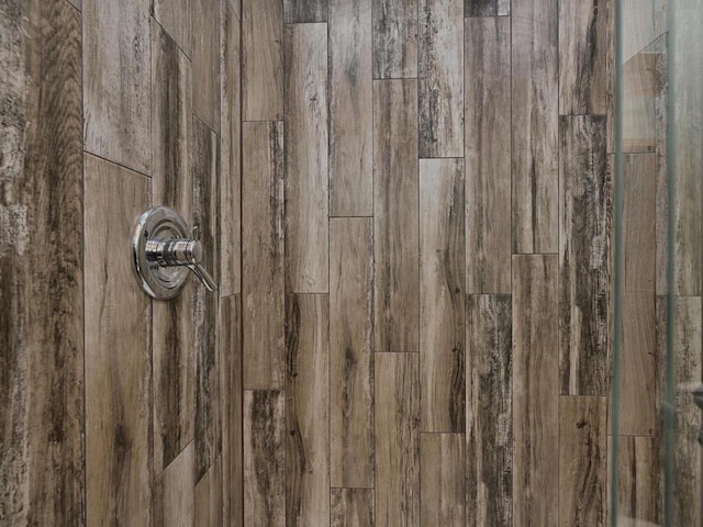 33272 Big Pine Trl, Grand Rapids, MN 55744 - detailed view of tiled shower