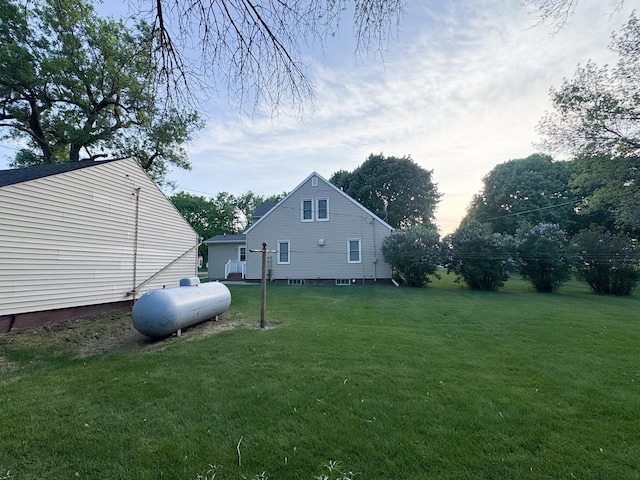 404 5th Ave, Wilmont, MN 56185 - view of green lawn