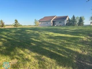 13902 87th St SE, Milnor, ND 58060 - photo 8