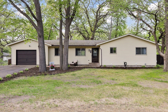 6242 Pecan St, North Branch, MN 55056 - single story home featuring an attached garage, driveway, and a front yard
