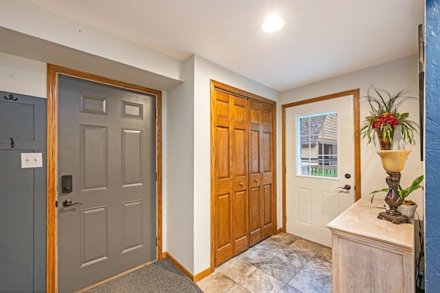 114 3rd Ave E, Truman, MN 56088 - foyer featuring baseboards