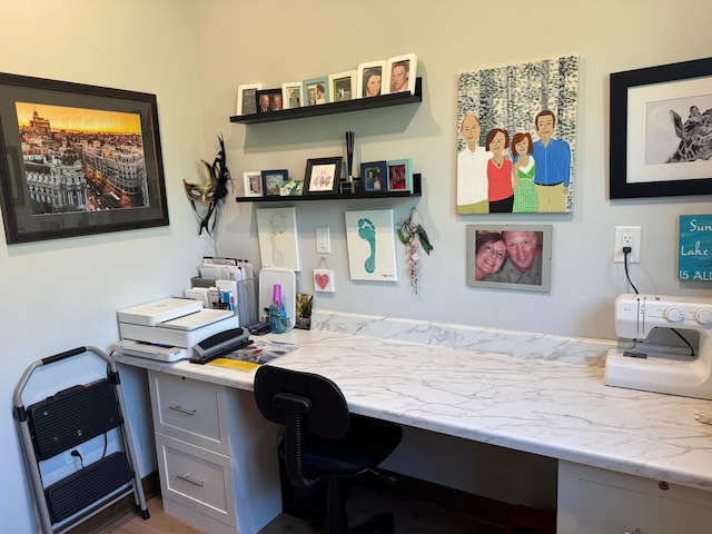 30710 County Road 45, Marcell Twp, MN 56628 - office with built in desk