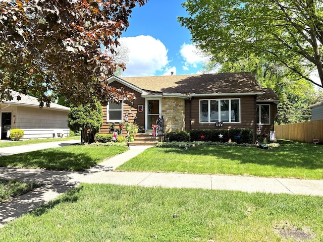 875 Redwood Dr, Fairmont, MN 56031 - photo 1