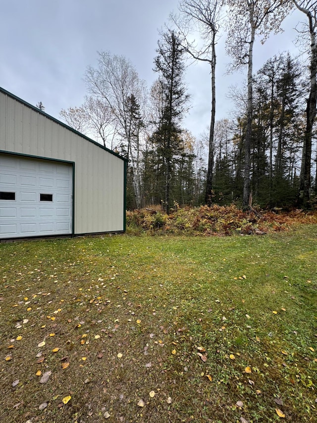 21 Brandon Ln, Grand Marais, MN 55604 - view of yard featuring an outbuilding