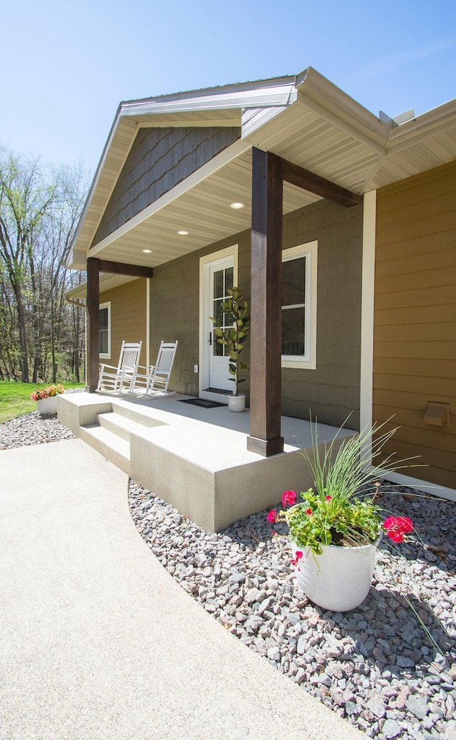 8259 Barton Ave NW, Buffalo, MN 55313 - view of porch