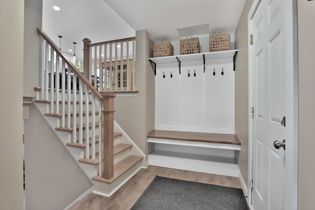 8466 Isleton Ct S, Cottage Grove, MN 55016 - mudroom with wood finished floors, recessed lighting, and baseboards