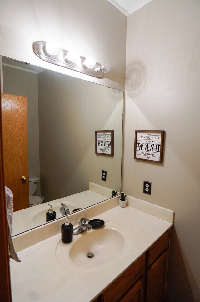 9467 Golden Eagle Ln, Monticello, MN 55362 - bathroom with vanity and toilet