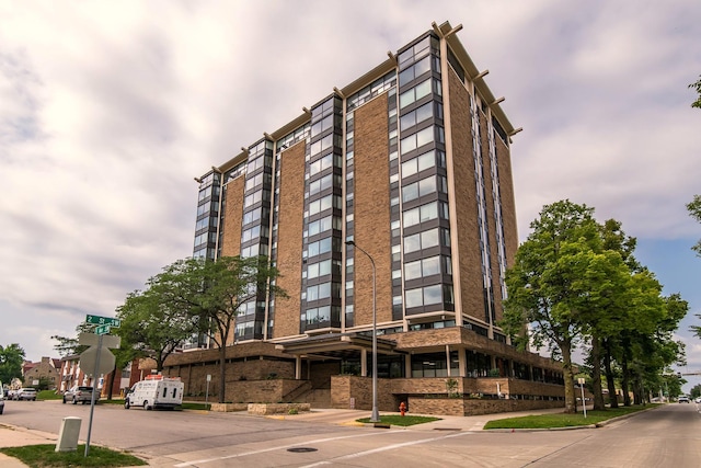 207 5th Ave SW Unit 901, Rochester, MN 55902 - view of building exterior