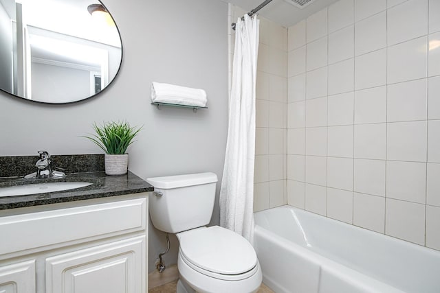 207 5th Ave SW Unit 901, Rochester, MN 55902 - bathroom featuring vanity, toilet, and shower / tub combo with curtain