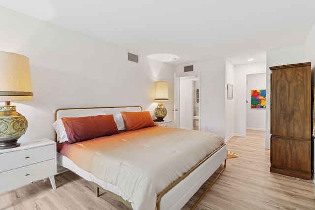 6085 Lincoln Dr Unit 123, Edina, MN 55436 - bedroom with light wood-type flooring and baseboards
