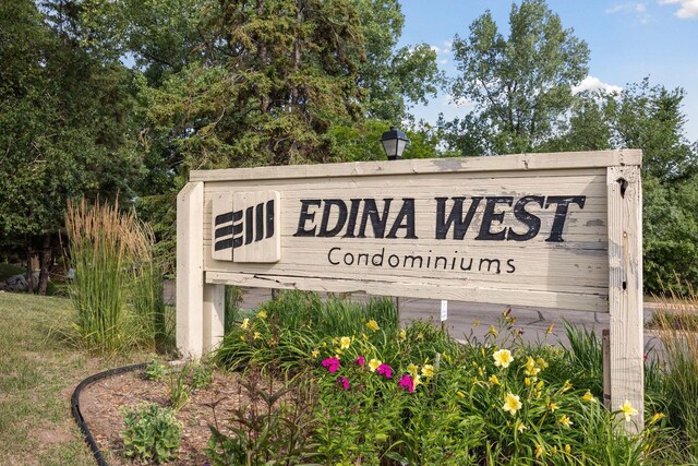 6085 Lincoln Dr Unit 123, Edina, MN 55436 - photo 3