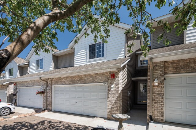 441 Pleasant Ln, Chaska, MN 55318 - photo 1