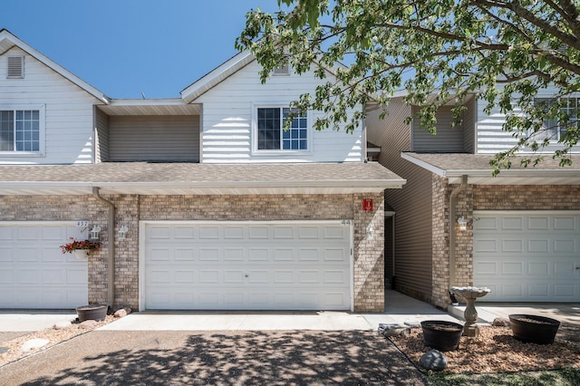 441 Pleasant Ln, Chaska, MN 55318 - photo 2