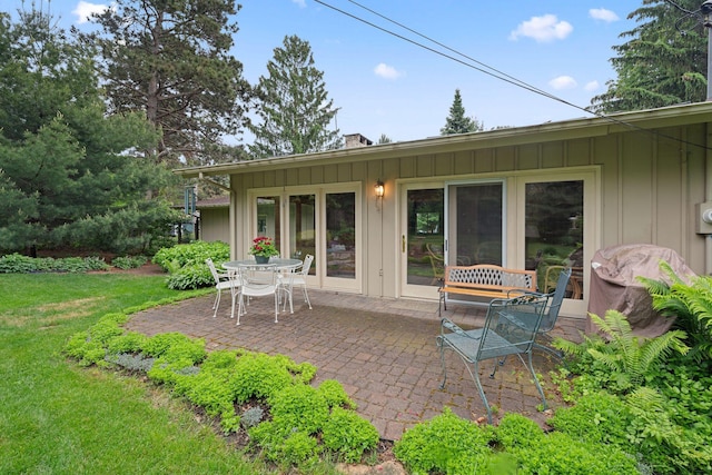 14 Overlook Rd, Dellwood, MN 55110 - view of patio