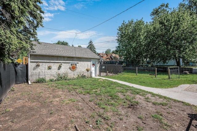 1551 Margaret St, Saint Paul, MN 55106 - view of yard with a garage