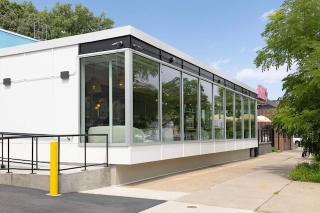 2227 Garfield Ave, Minneapolis, MN 55405 - view of building exterior