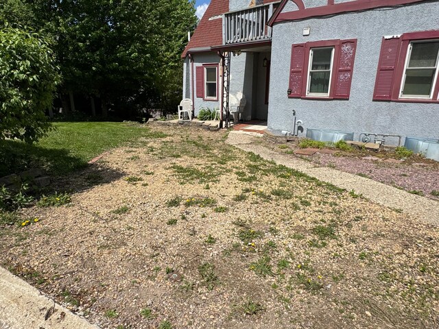 205 Lake Park Blvd, Fairmont, MN 56031 - view of yard with a balcony