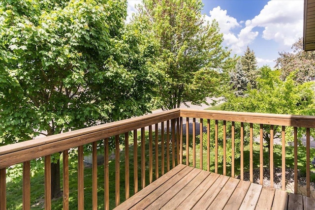 10350 Balsam Ln, Eden Prairie, MN 55347 - view of deck