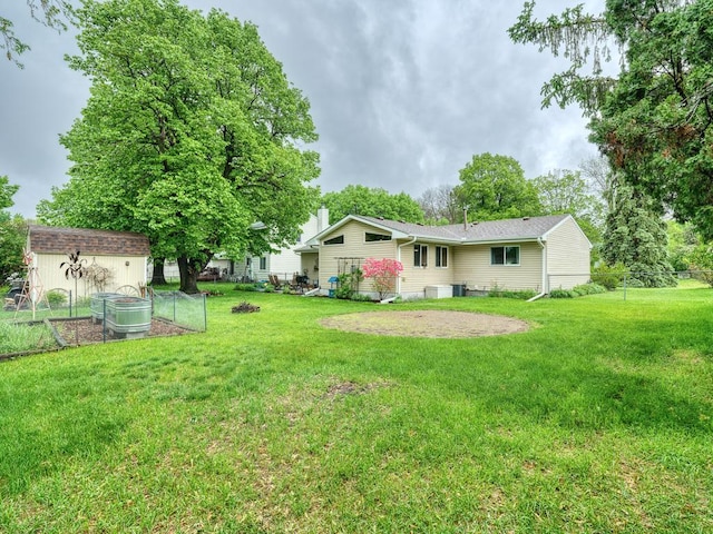 7349 Drew Ave N, Brooklyn Park, MN 55443 - view of yard