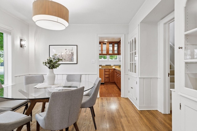 1215 Eleanor Ave, Saint Paul, MN 55116 - dining area featuring light wood finished floors