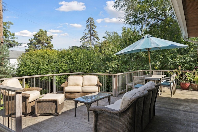 1215 Eleanor Ave, Saint Paul, MN 55116 - deck with an outdoor hangout area and outdoor dining space