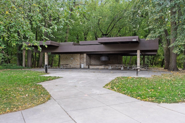 1215 Eleanor Ave, Saint Paul, MN 55116 - view of home's community with a patio area and a yard