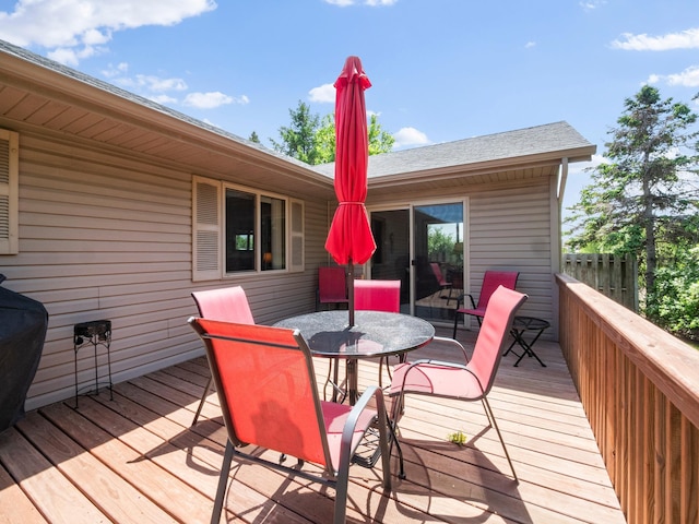 509 Kinkead Dr NW, Alexandria, MN 56308 - deck with outdoor dining space