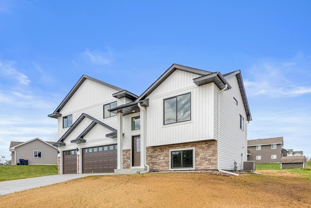 829 Grant St, Ellsworth, WI 54011 - photo 2