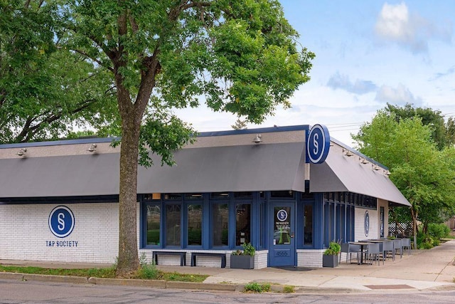 4515 Grand Ave S Unit 1, Minneapolis, MN 55419 - view of building exterior